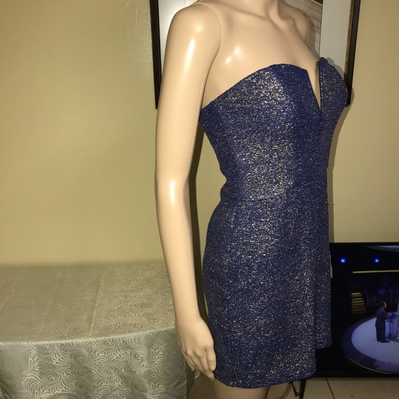 Strapless party dress - Picture 2 of 5
